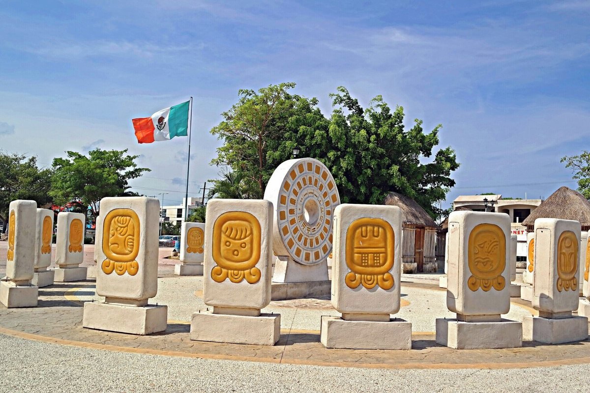 Tulum Center, 5 min drive from Rancho Verde