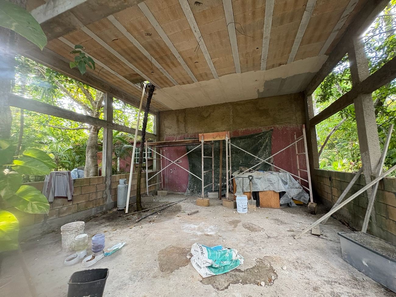 Interior walls under construction with scaffolding, before, Rancho Verde Tulum, Tulum, Mexico